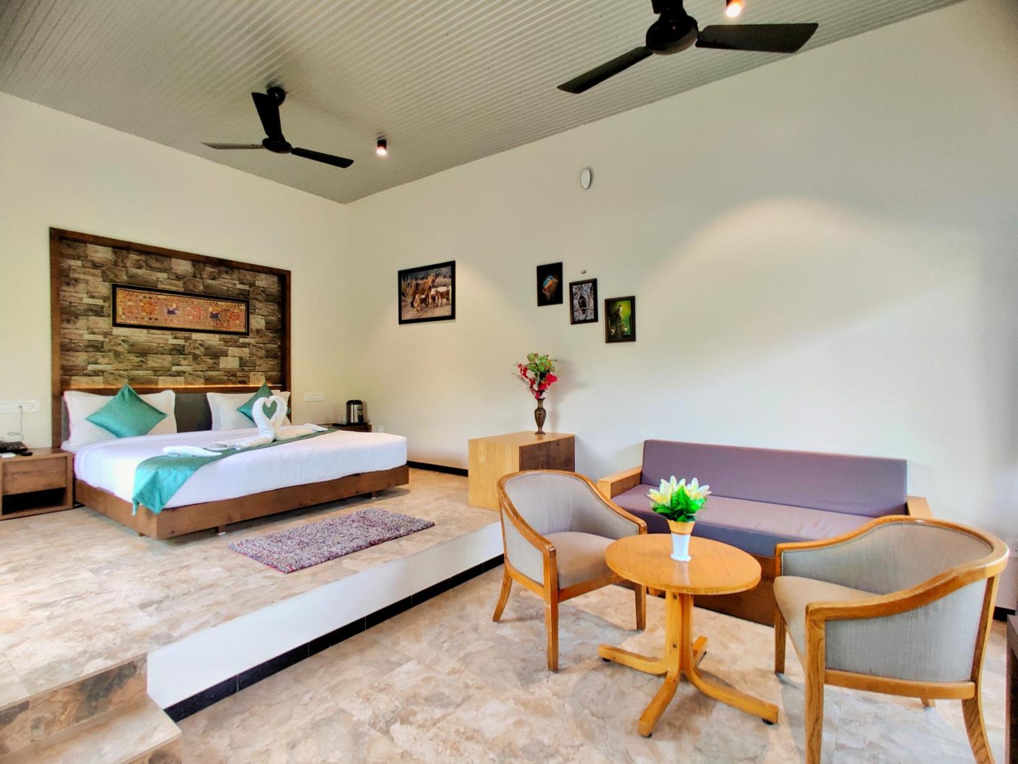 Lion Signature Family Resort Sasan Gir Extérieur photo